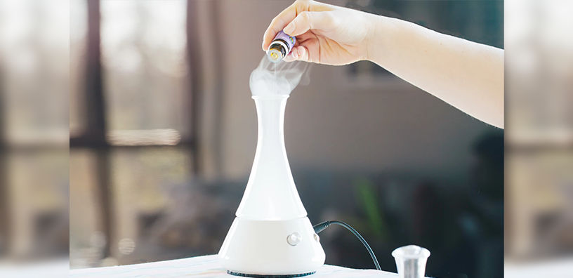 5 Essential Oils to Boost Your Mood